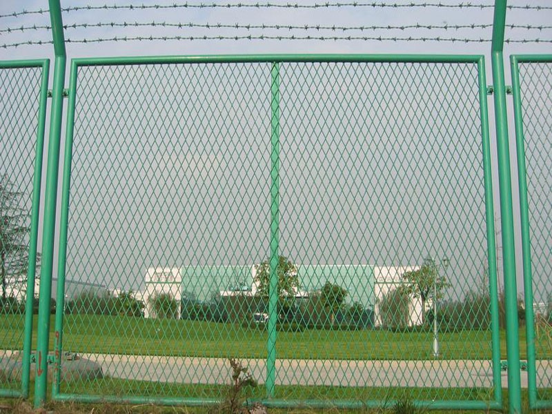 钢板网护栏