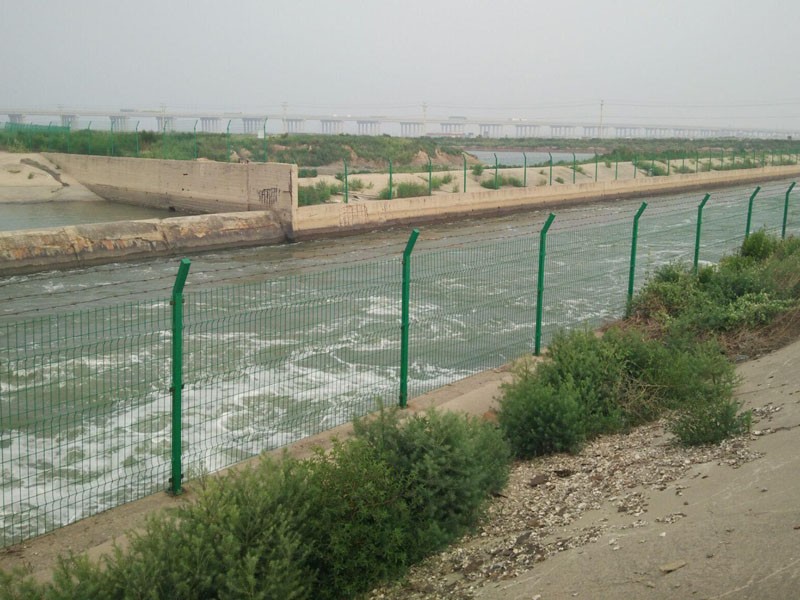 水库围栏