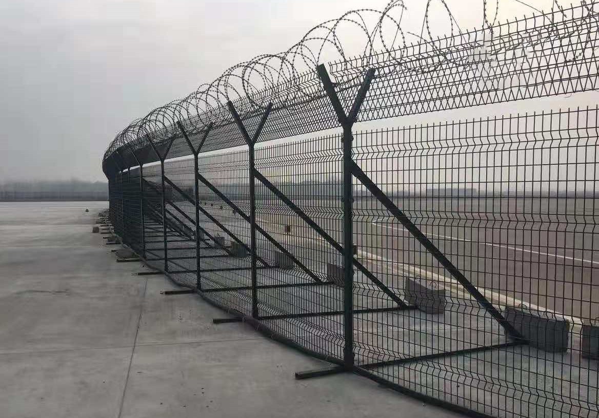 Y型柱护栏